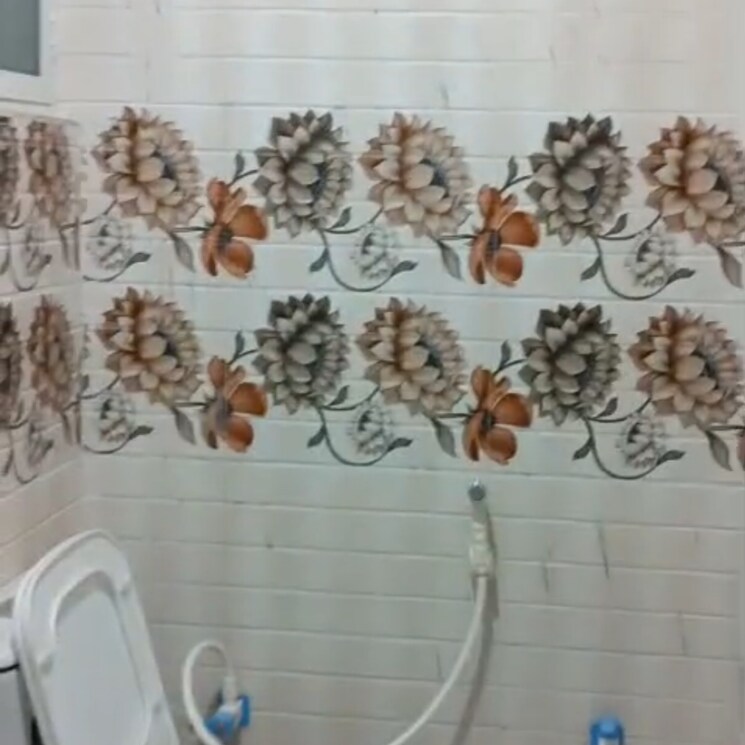 Bathroom, sector 87 1 Bedroom 70 Sq.Yd. Builder Floor In Sector 87 Noida 8765091