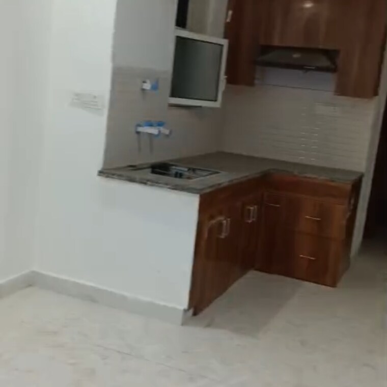 Kitchen, sector 87 1 Bedroom 70 Sq.Yd. Builder Floor In Sector 87 Noida 8765091