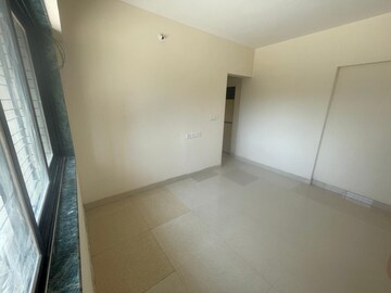 Room in 2 BHK Apartment at Patrachawl Mhada, Goregaon West – for Rent