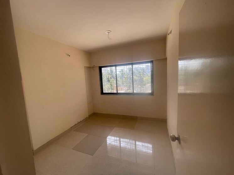 Room, patrachawl-mhada 2 Bedroom 650 Sq.Ft. Apartment In Goregaon West Mumbai 8765098