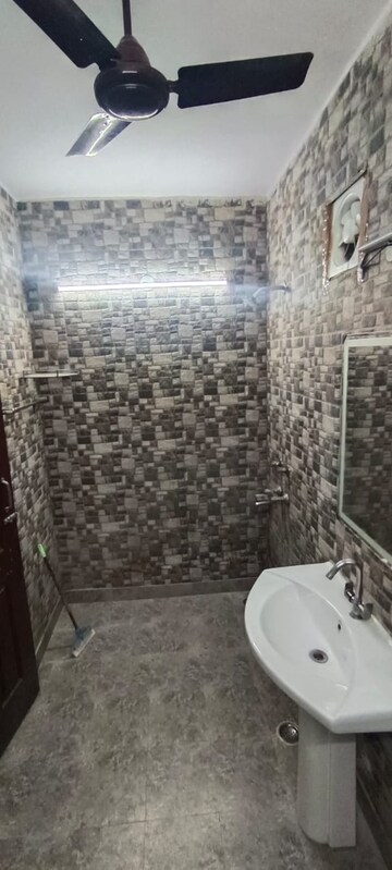 Bathroom in 2 BHK Builder Floor at Malviya Nagar – for Rent