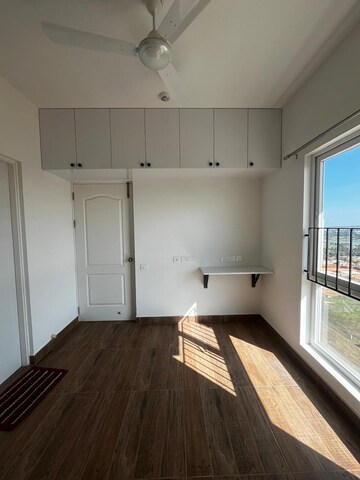 Room in 2 BHK Apartment at Brigade El Dorado, Bagaluru – for Rent