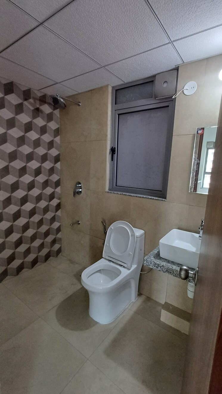 Attached Bathroom, kalpataru-immensa 2 Bedroom 637 Sq.Ft. Apartment In Kolshet Road Thane 8765139