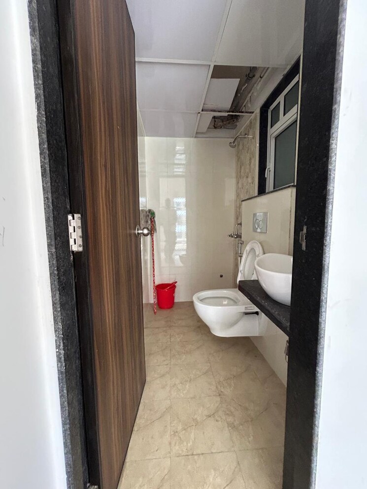 Bathroom, gaurav-city 1 Bedroom 500 Sq.Ft. Apartment In Mira Road Thane 8765181