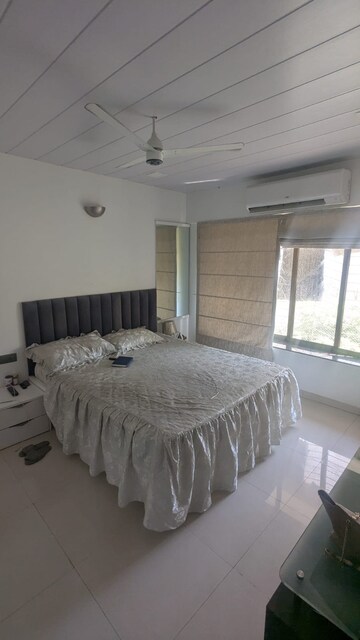 Master Bedroom in 3 BHK Apartment at Asha Mahal, Cumbala Hill – for Rent