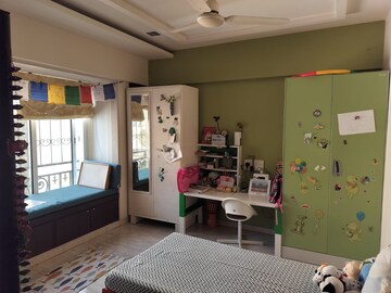 Living Room in 3 BHK Apartment at Pinnaacle A Pride Apartment, Bandra West – for Sale