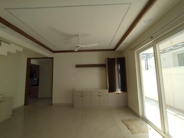 Room in 4 BHK Villa at My Home Ankura, Tellapur – for Rent