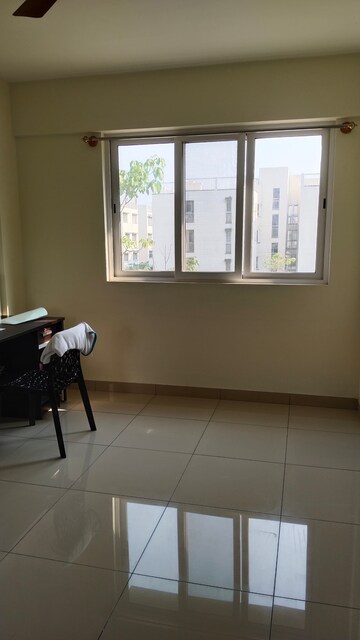 Room in 2 BHK Apartment at Godrej Eternity, Kanakapura Road – for Rent