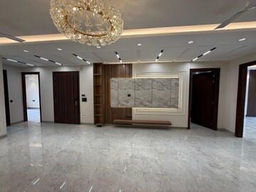 4 BHK Builder Floor For Rent in Sector 51