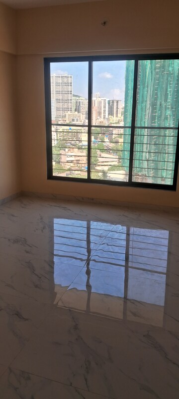Room in 2 BHK Apartment at Subhshri Arcade, Malad West – for Sale