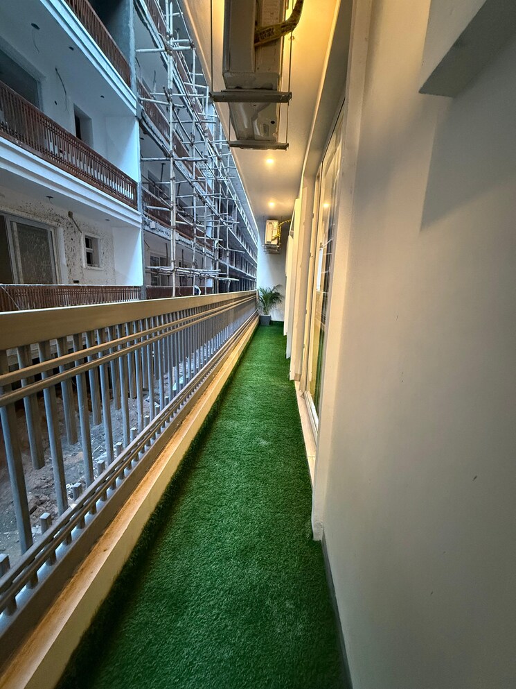 Balcony, sector 117 3 Bedroom 216 Sq.Yd. Builder Floor In Sector 117 Mohali 8765225