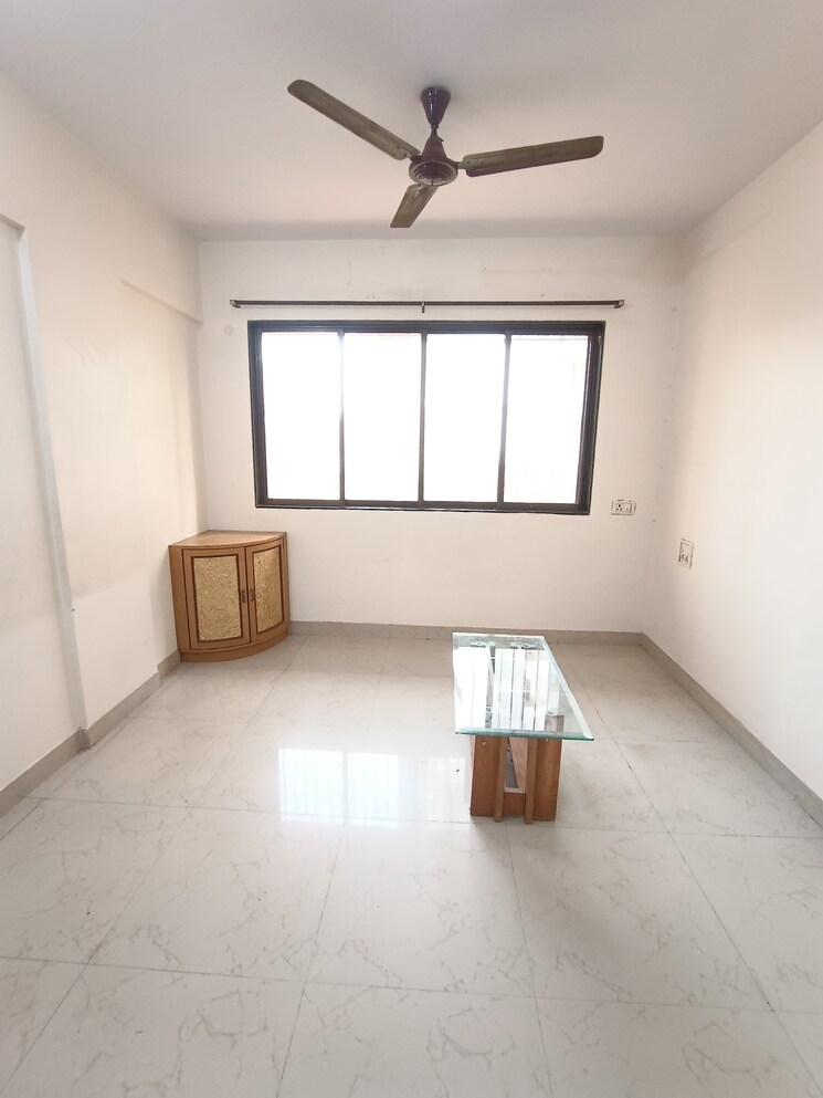 Room, ic colony 2 Bedroom 650 Sq.Ft. Apartment In Ic Colony Mumbai 8765244