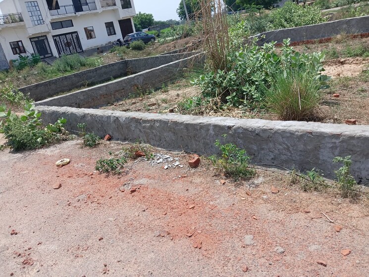 undefined, galaxy-north-avenue-ll  80 Sq.Yd. Plot In Gaur City 2 Greater Noida 8765255