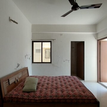 Bedroom in 5 BHK Villa at Green Vrundavan, SamA-Savil Road – for Rent