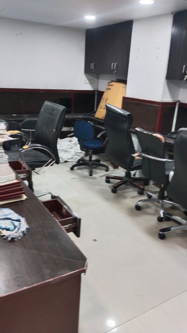 Office Space For Rent in 1700 Sqft Full Furnish of