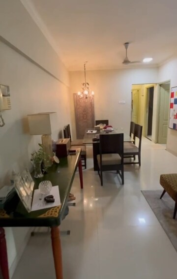 Living Room in 3 BHK Apartment at Andheri West – for Rent