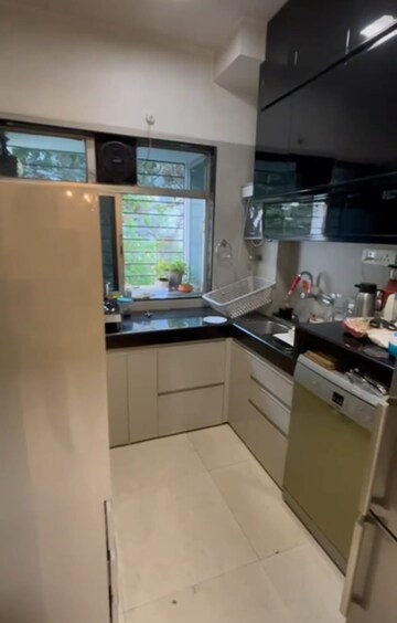 Kitchen in 3 BHK Apartment at Andheri West – for Rent