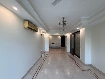 Building Lobby in 3 BHK Builder Floor at Pamposh Enclave – for Rent