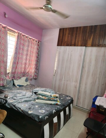 Bedroom in 2 BHK Apartment at Neelkanth Palms, Kapur Bawdi – for Rent