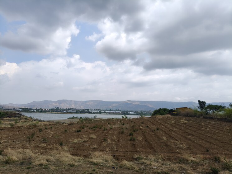 undefined, by-the-lake  4200 Sq.Ft. Plot In Shirwal Pune 8765340