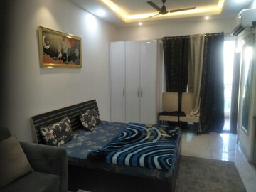 Bedroom in 2 BHK Builder Floor at Sector 36 – for Rent