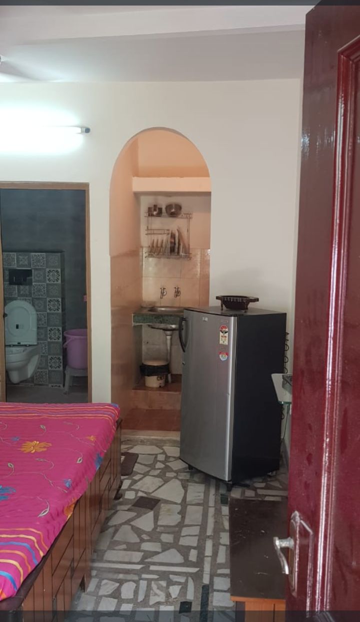 2 BHK Builder Floor For Sale in Lajpat Nagar