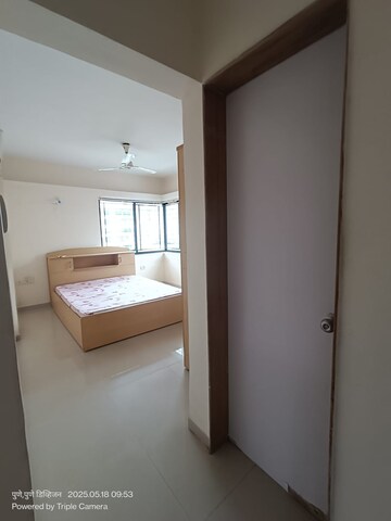 Room in 3 BHK Apartment at Palazzo Apartments, Balewadi – for Rent