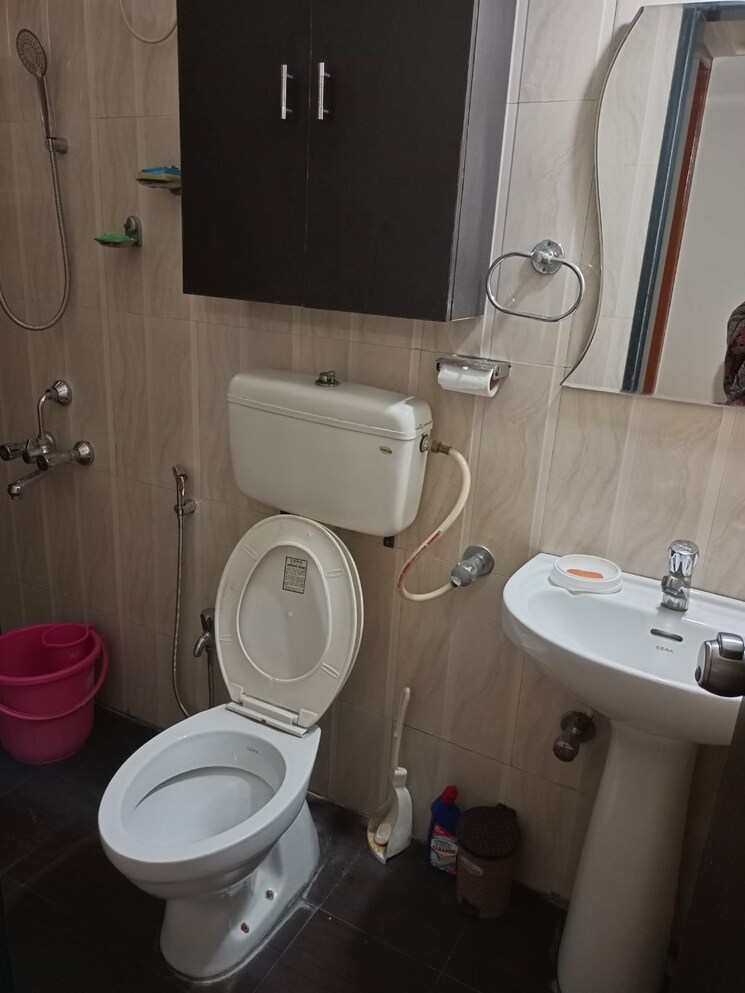 Bathroom, eden-garden-chs 1 Bedroom 720 Sq.Ft. Apartment In Viman Nagar Pune 8765378