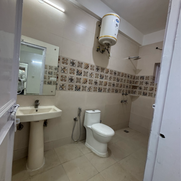 Bathroom in 2 BHK Builder Floor at Saket – for Rent