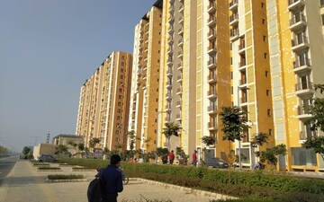 2 BHK Apartment For Sale in Wave City, Wave City