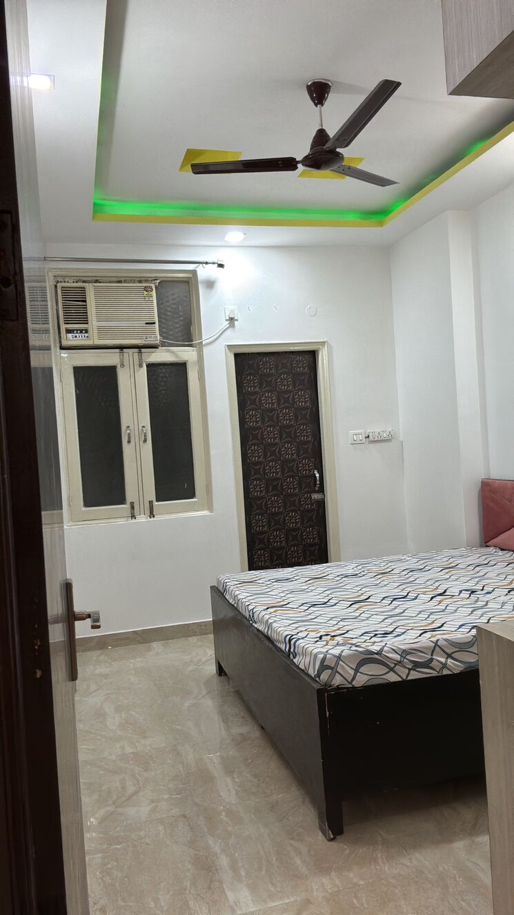 Bedroom, shakti khand 2 2 Bedroom 1100 Sq.Ft. Builder Floor In Shakti Khand 2 Ghaziabad 8765419