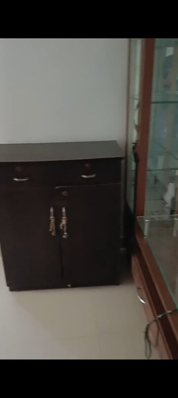 Furnished Amenities in 1 BHK Apartment at Pradnya Apartment Vakola, Vakola – for Rent