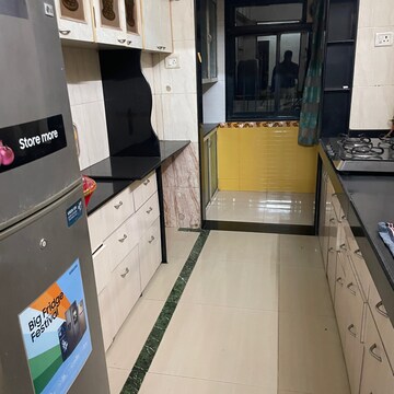 Team Area in 2 BHK Apartment at Kukreja Complex, Usha Nagar – for Rent