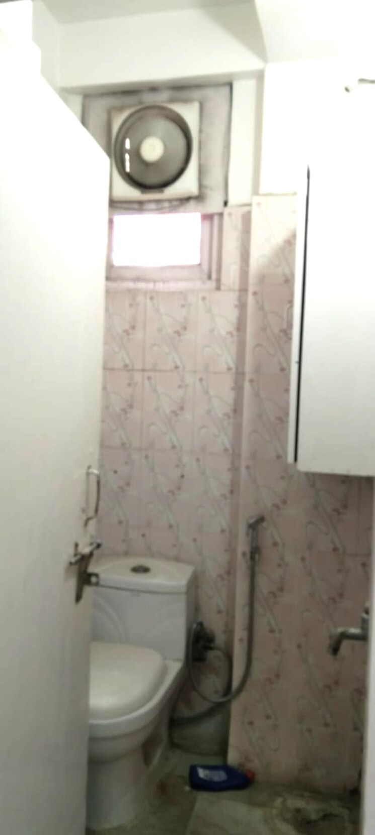 Bathroom, kishangarh 2 Bedroom 900 Sq.Ft. Builder Floor In Kishangarh Delhi 8765453