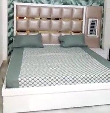 Bedroom in 3 BHK Apartment at Faizabad Road – for Rent