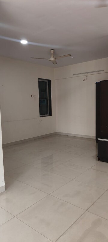 Room in 2 BHK Apartment at Gundecha Altura, Kanjurmarg West – for Rent