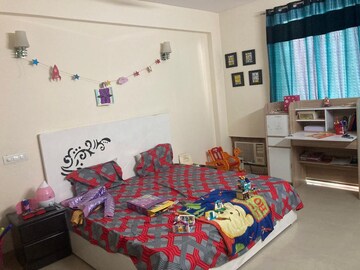 Master Bedroom in 3 BHK Builder Floor at Sector 50 – for Rent