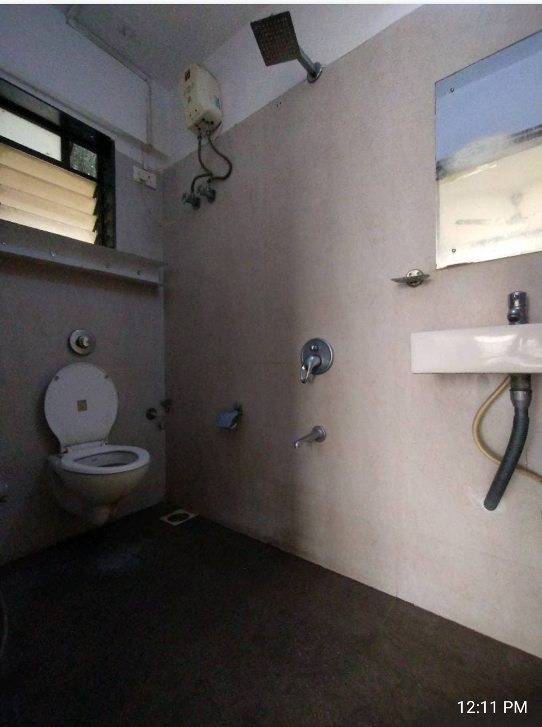 3 BHK + Servant Room Apartment For Rent in Palm Paradise