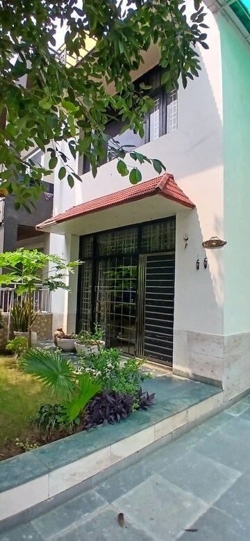 4 BHK Villa – Exterior View View at Vipul Tatvam Villas, Sector 48 - for Sale