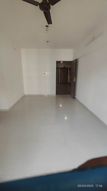 Room in 2 BHK Apartment at Evershine Amavi 303 Phase 1, Virar East – for Rent