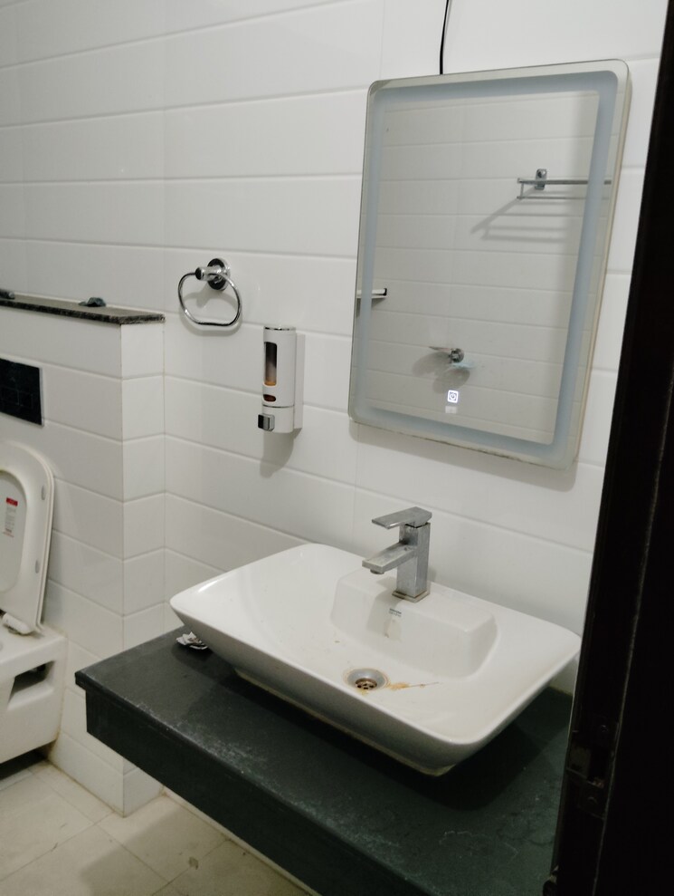 Bathroom, vikas nagar 2 Bedroom 1500 Sq.Ft. Independent House In Vikas Nagar Lucknow 8765537