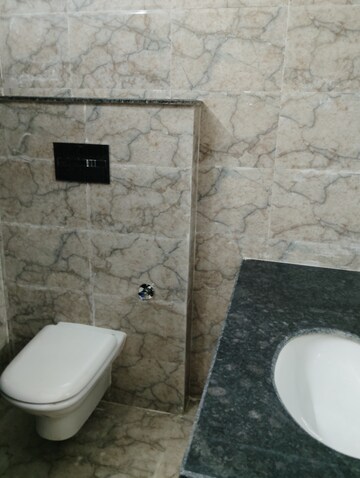 Bathroom in 3 BHK Independent House at Aliganj – for Rent