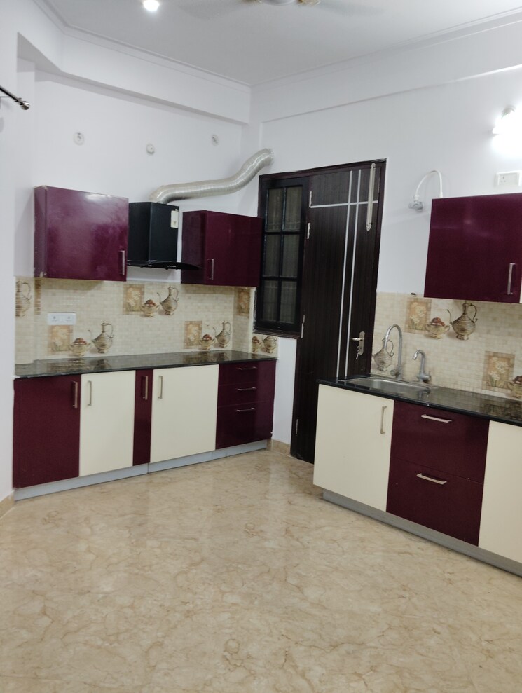 Kitchen, aliganj 3 Bedroom 2600 Sq.Ft. Independent House In Aliganj Lucknow 8765540