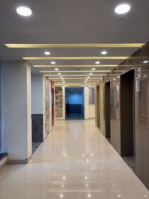 Building Lobby in 3 BHK Builder Floor at Sunshine Apartments Sector 73, Sector 73 – for Sale