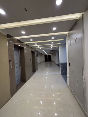 Building Lobby in 3 BHK Builder Floor at Sunshine Apartments Sector 73, Sector 73 – for Sale