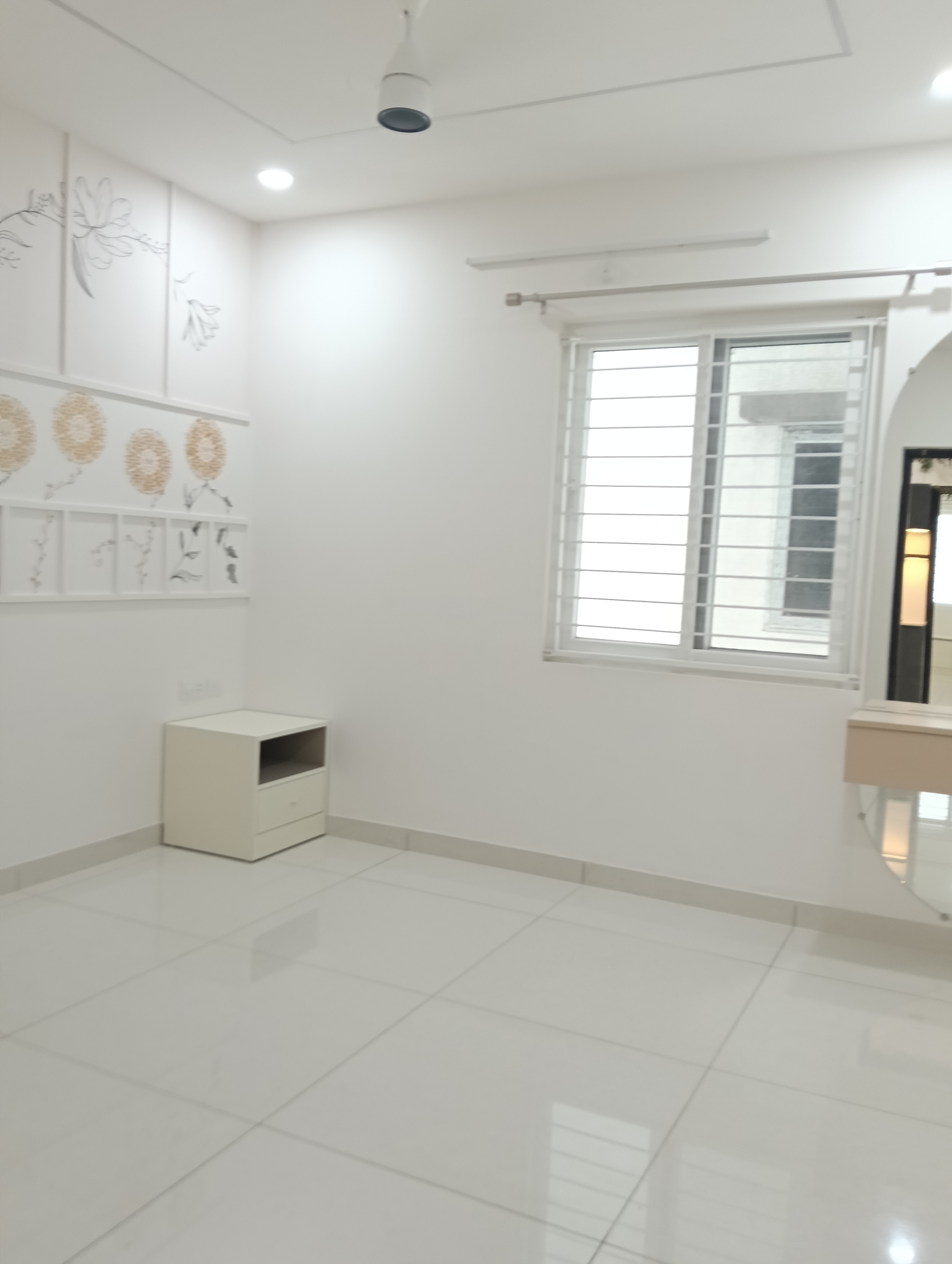 2.5 BHK + Pooja Room Apartment For Rent in Aparna Sarovar Zicon