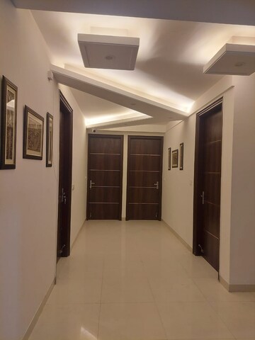 Building Lobby in 1 BHK Builder Floor at Hong Kong Bazaar, Sector 57 – for Rent