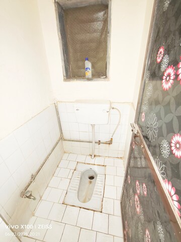 Bathroom in 1 RK Apartment at Madhumalati CHS, Kalwa – for Rent