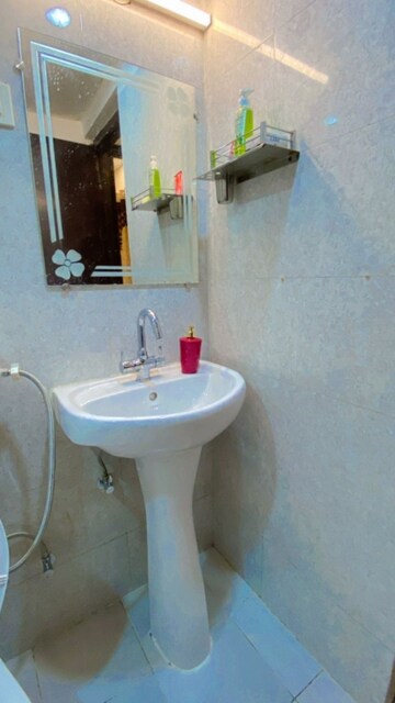 Bathroom in 2 BHK Builder Floor at Sector 47 – for Rent
