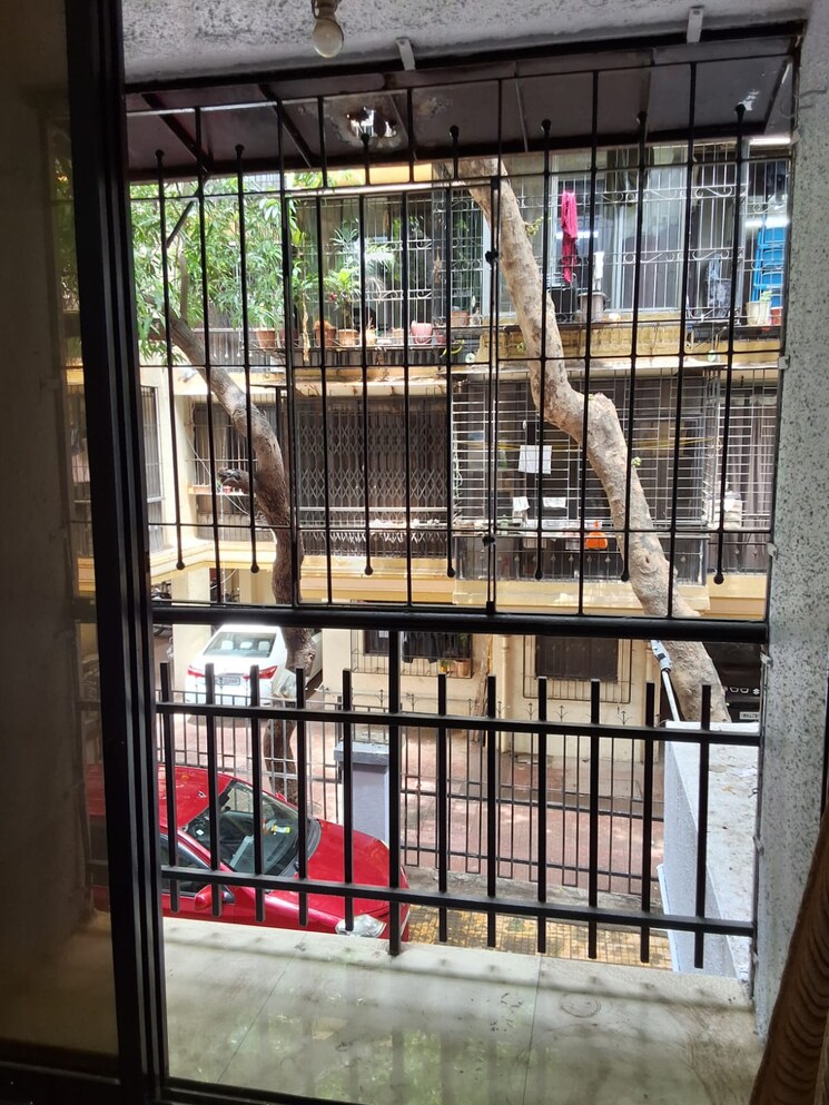 Balcony, shree-darshan-apartment-andheri 2 Bedroom 550 Sq.Ft. Apartment In Andheri West Mumbai 8765640